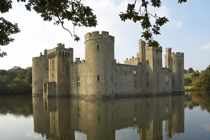 Castle Bodiam is an impregnable stone fortress!